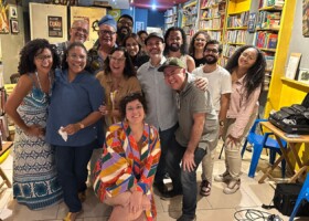 Roda de conversa “Políticas dos Terreiros: Pesquisa e Intervenção Social”, realizada pelo Ginga-UFF como parte do Pint of Science Brasil 2025.